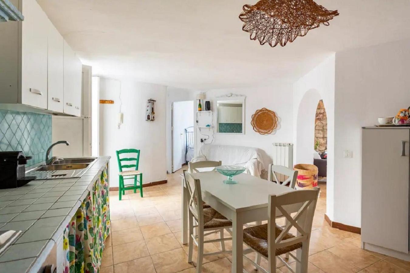 Amuni Al Mare Villa บาเกเรีย ภายนอก รูปภาพ